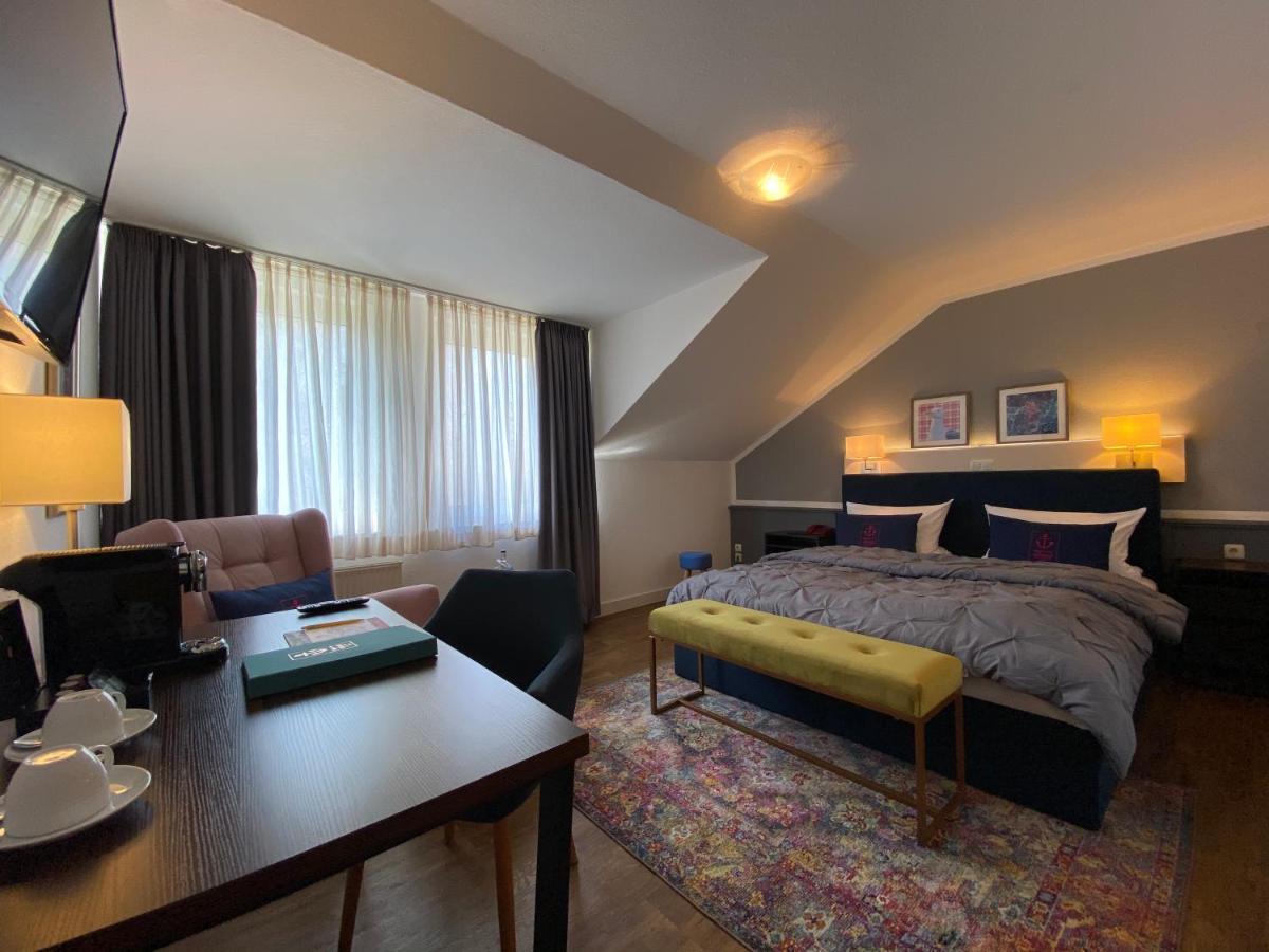 Hafen Hotel Schuetzenhof ブルク・アウフ・フェーマルン エクステリア 写真