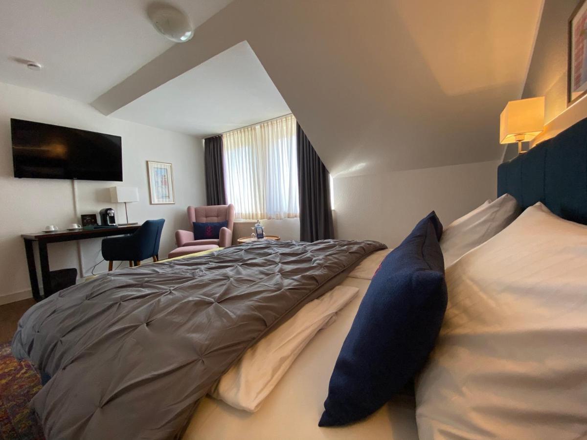 Hafen Hotel Schuetzenhof ブルク・アウフ・フェーマルン エクステリア 写真
