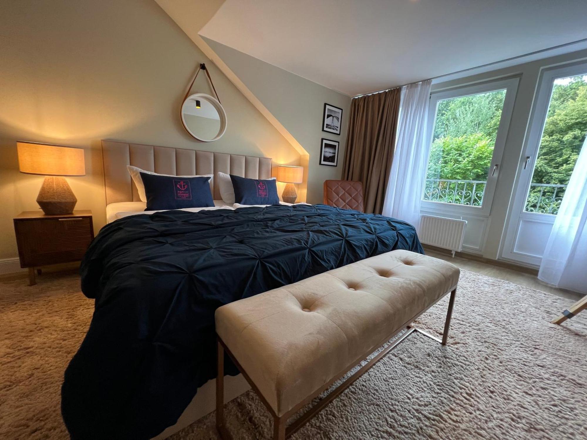 Hafen Hotel Schuetzenhof ブルク・アウフ・フェーマルン エクステリア 写真