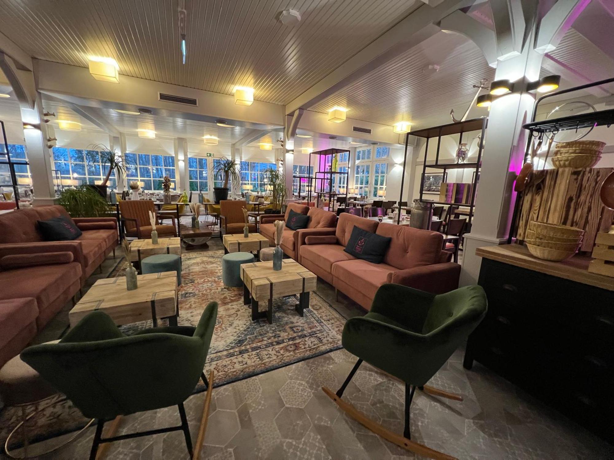 Hafen Hotel Schuetzenhof ブルク・アウフ・フェーマルン エクステリア 写真