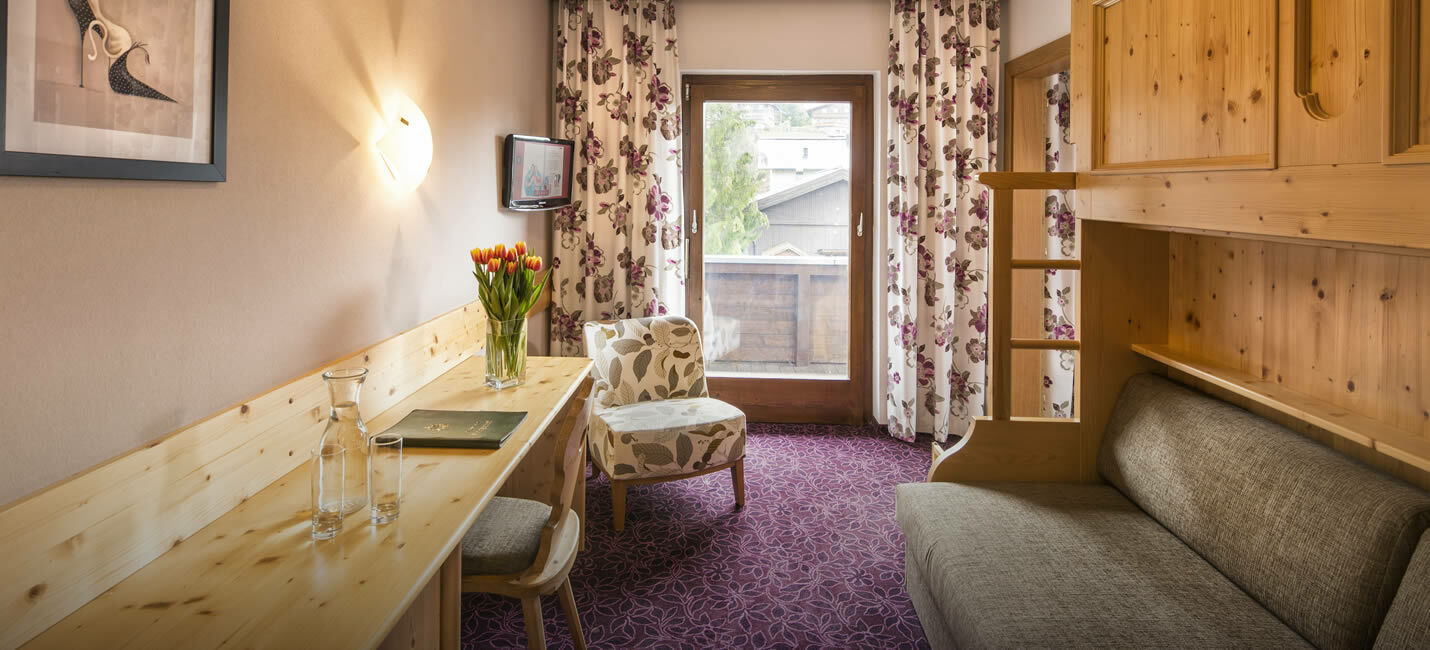 Hafen Hotel Schuetzenhof ブルク・アウフ・フェーマルン エクステリア 写真
